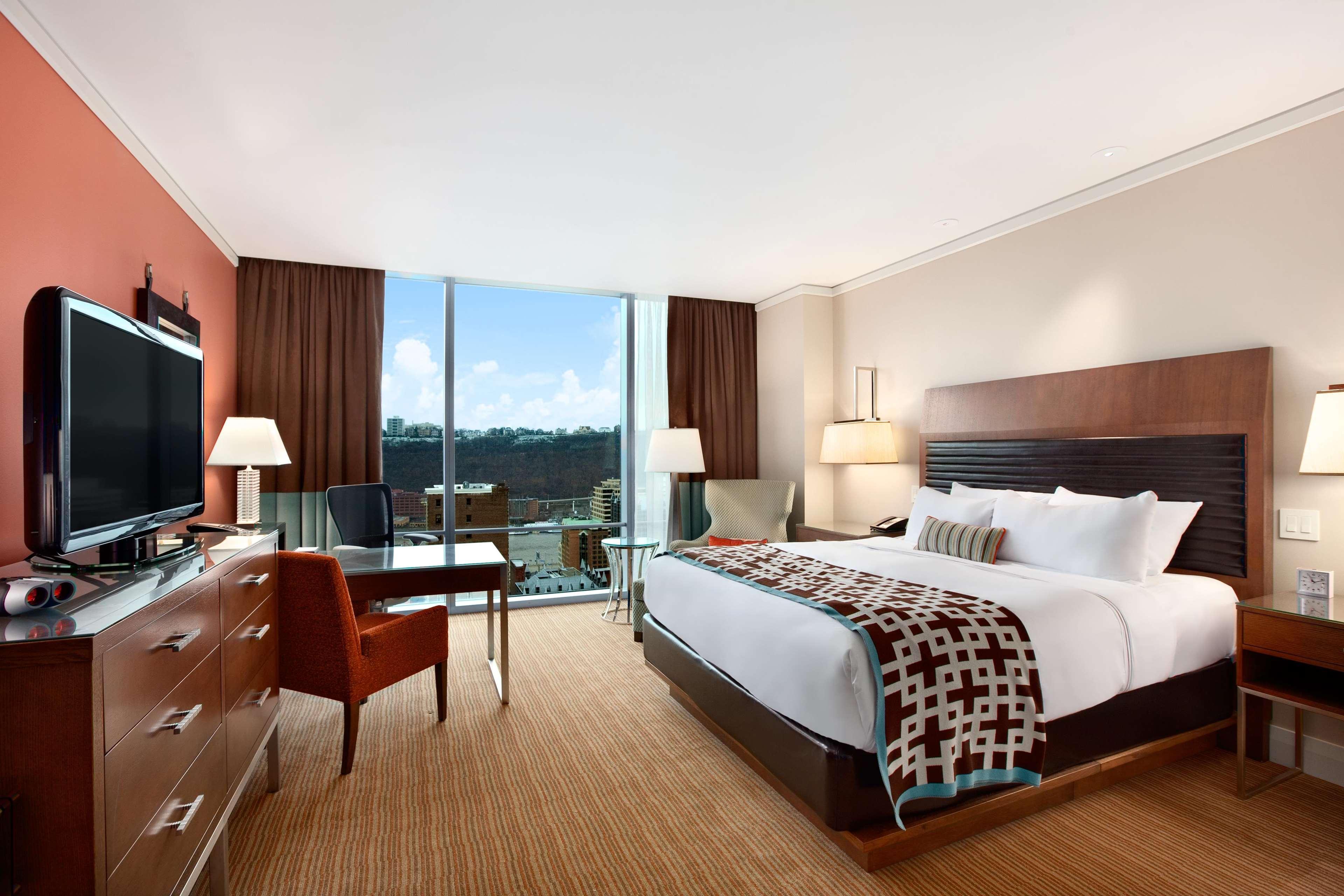 Fairmont Pittsburgh Hotel Exterior photo
